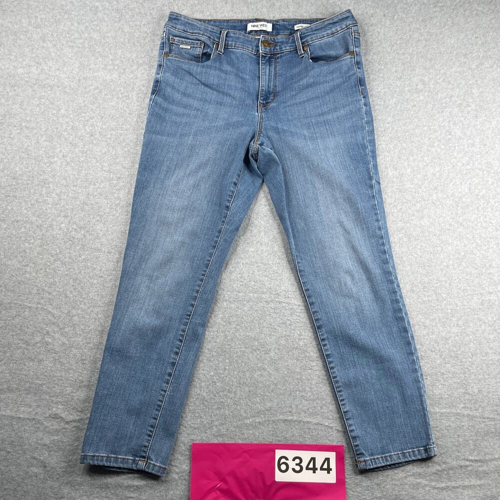 Nine West Jeans Gramercy Crop Womens Size 10 Blue Distressed
